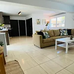 Serena's 2-br In