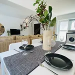 Serena's 2-br In Larnaca