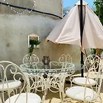 Serena's 2-br In Apartamento *